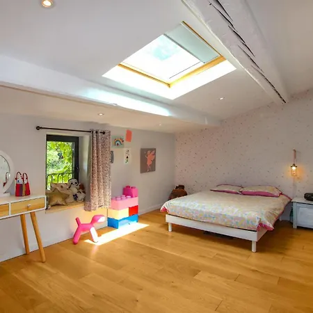 Amazing In Sur Rhne With Sauna, Wifi And Private Swimming Pool * Etoile-sur-Rhone